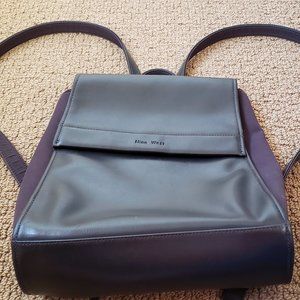 🍁Nine West Backpack purse with adjustable stripes.